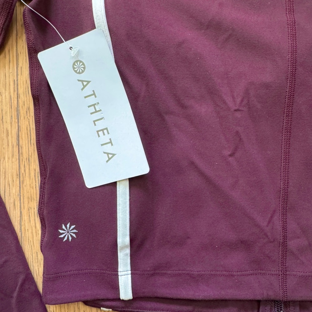 Athleta Yoga Jacket Burgundy NWT - Size M - Picture 8 of 9